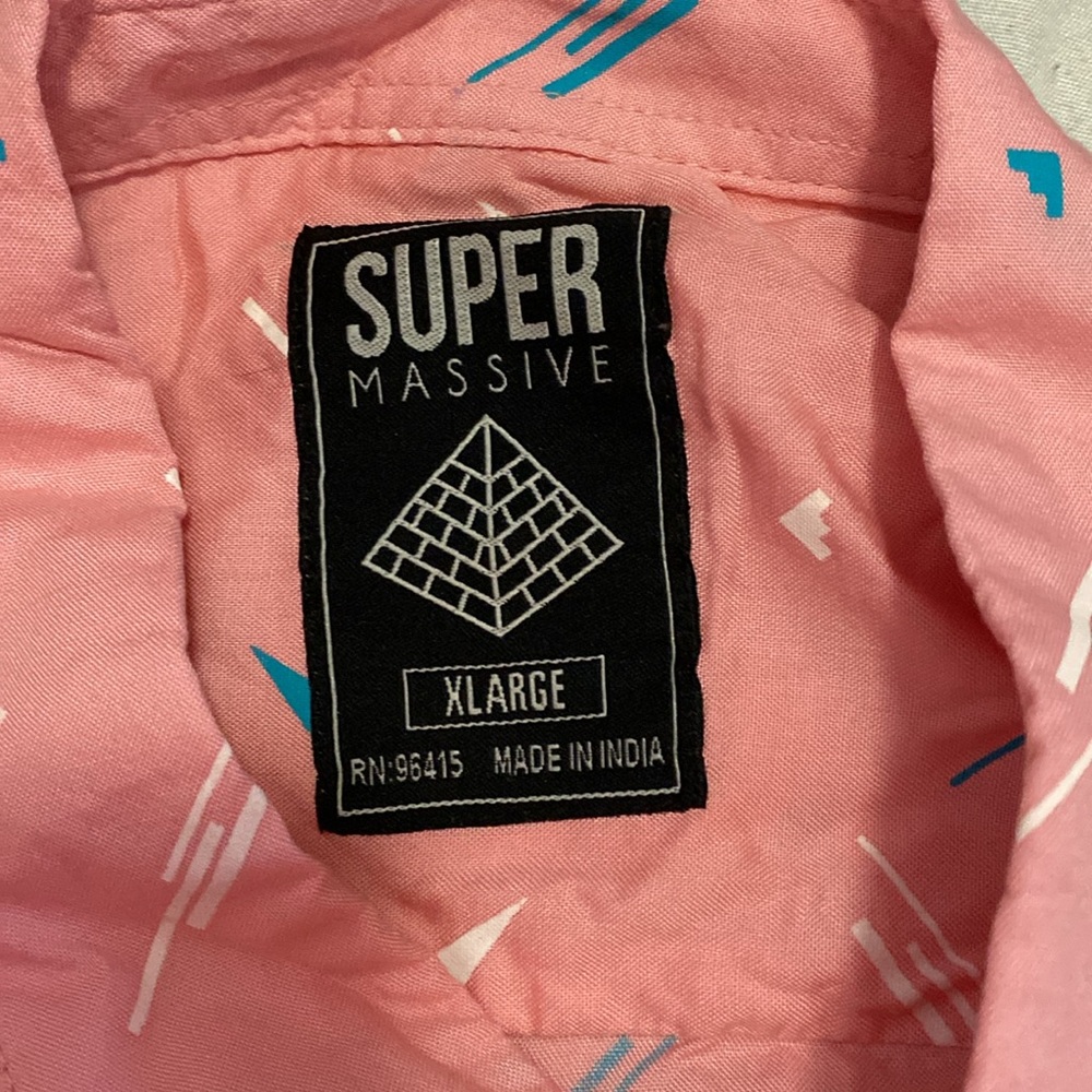 Pink button-up - Picture 3 of 5